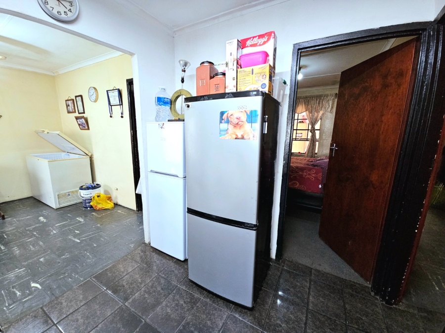 4 Bedroom Property for Sale in Beacon Valley Western Cape